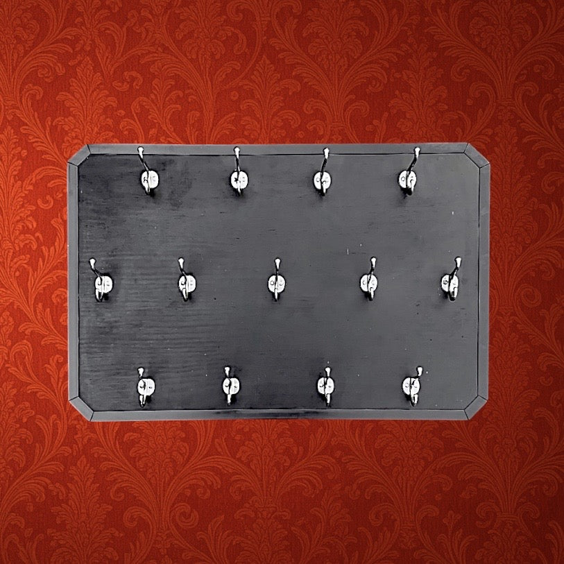 Grand Portemanteau Mural Noir 13 Doubles Patères Aluminium Style Vestiaire – Années 50 60