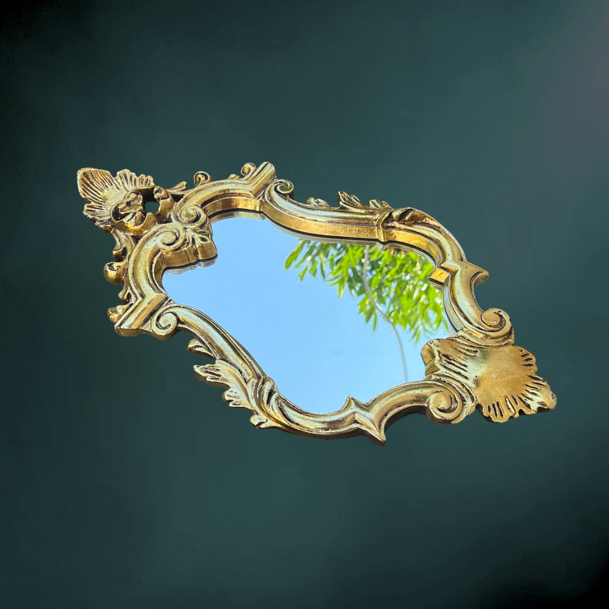 Miroir Mural Rocaille en Résine Dorée – Années 1960-1970