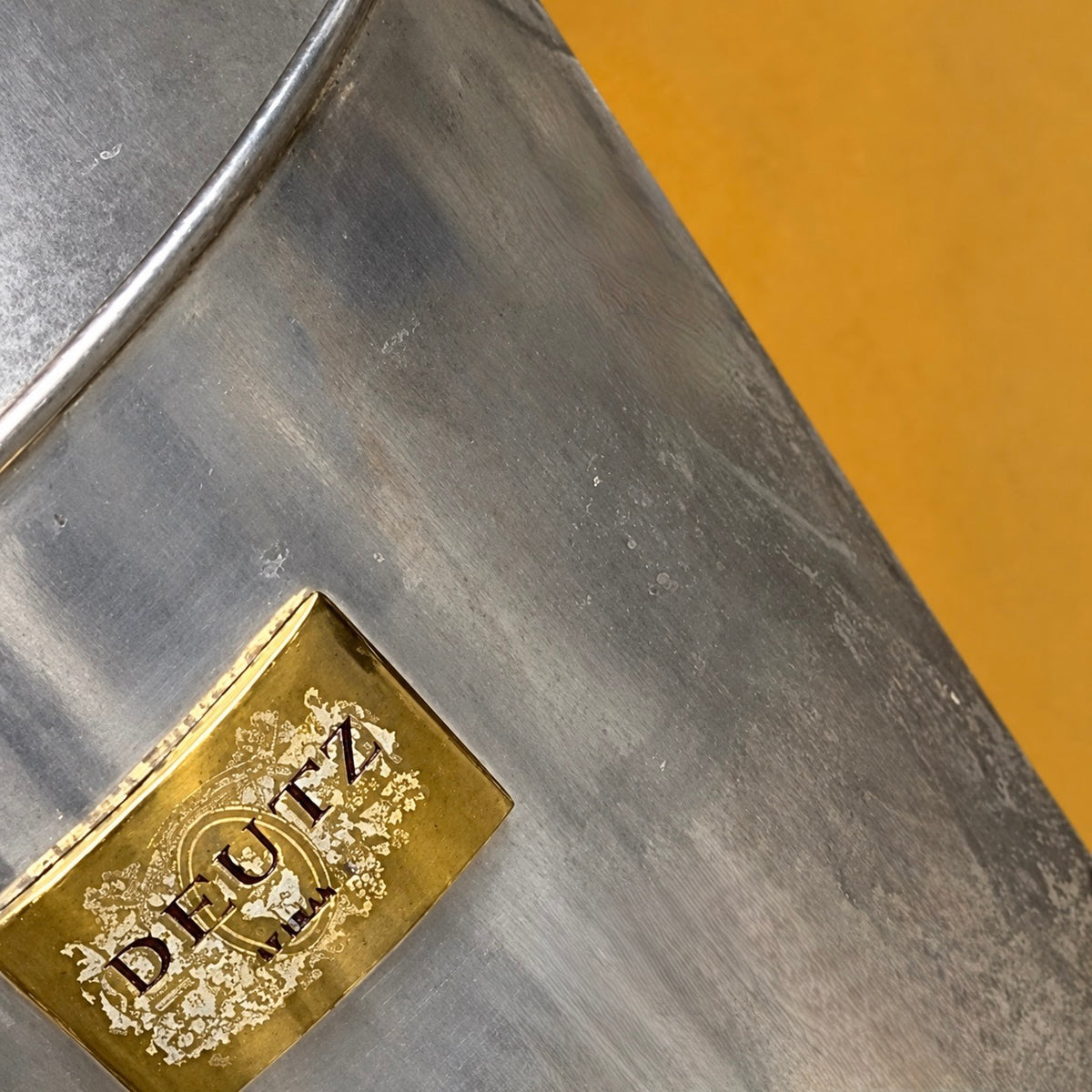 Ancienne Vasque à Champagne Deutz en Aluminium – Fabrication Indienne, Années 80-90
