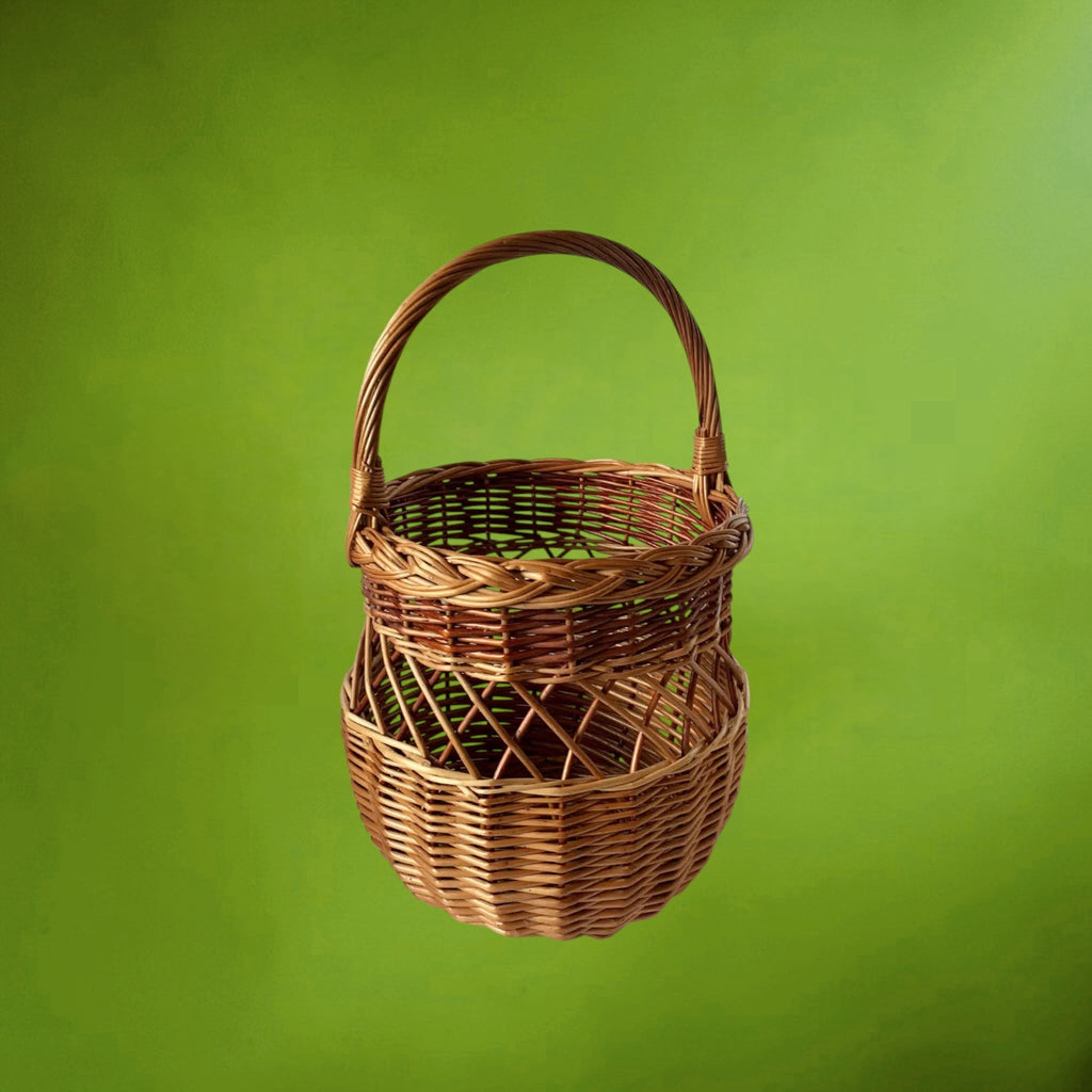 Panier Ancien en Osier Tressé Trois Tons Fabrication Artisanale - Années 60