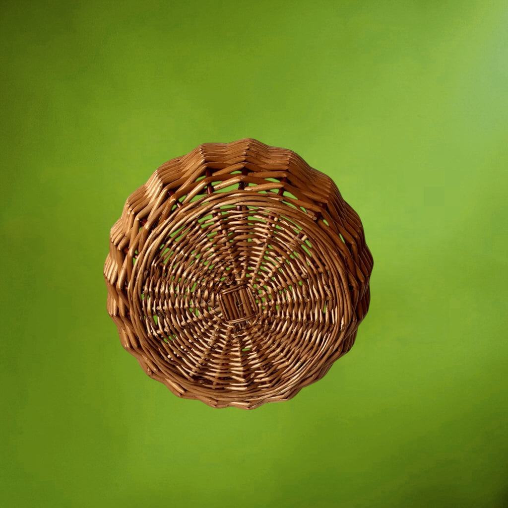 Panier Ancien en Osier Tressé Trois Tons Fabrication Artisanale - Années 60