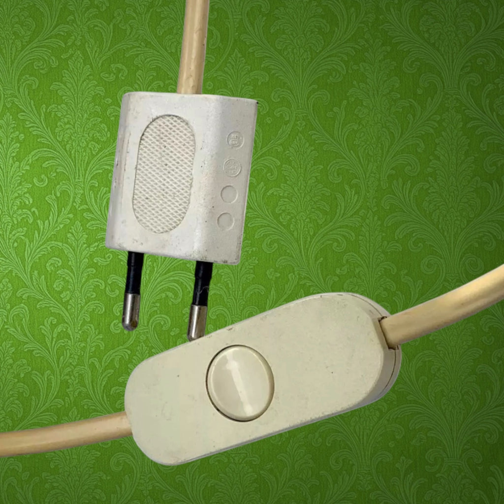 Pied de lampe vintage en noyer massif – lampe bois tourné années 70 – lampe rétro design organique
