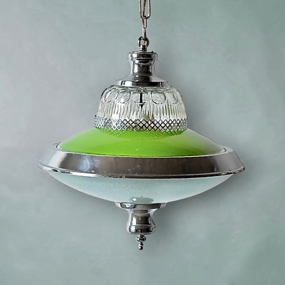 Suspension vintage en métal chromé et verre teinté vert – design Space Age – années 60