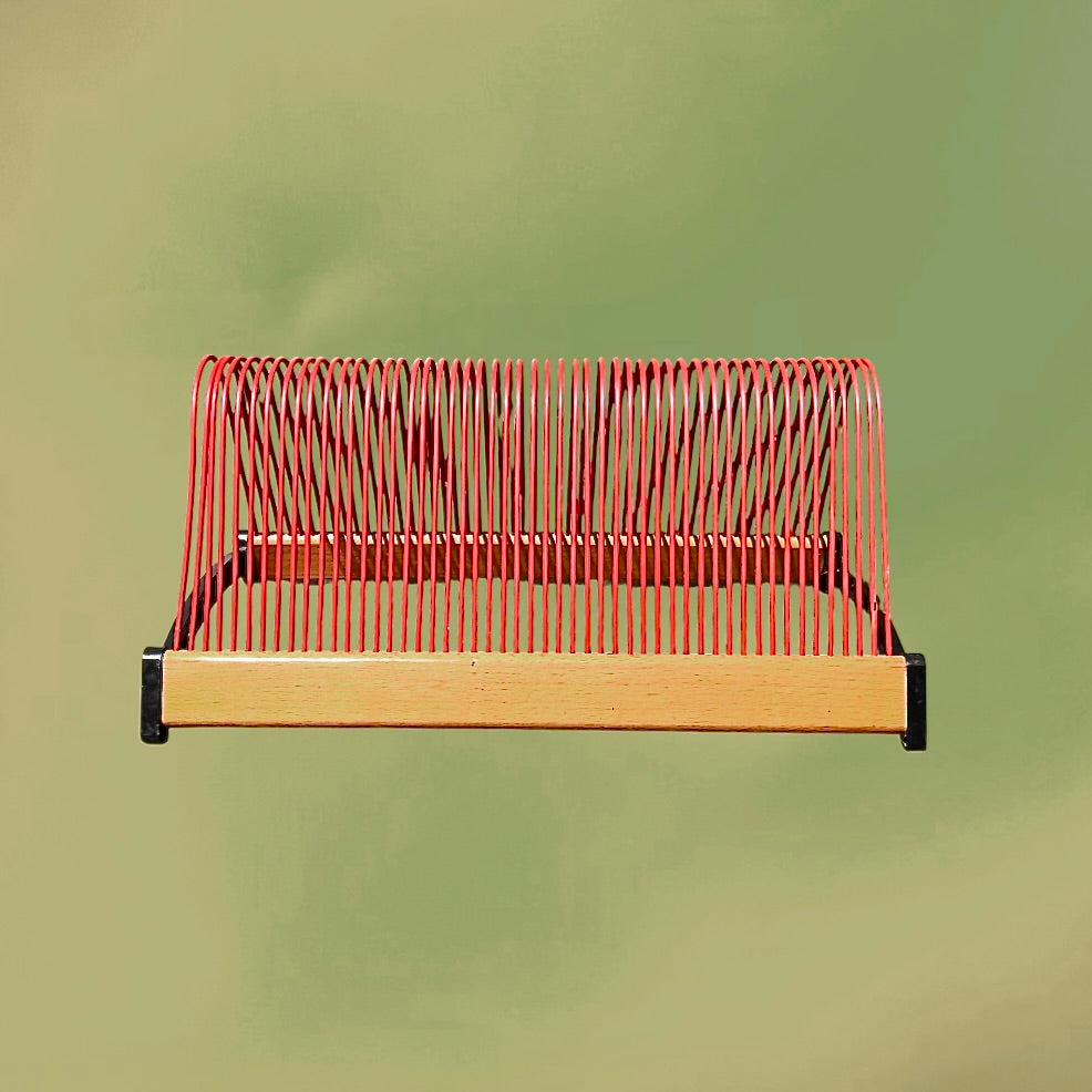 Porte-Disques Vinyles Plattofix Rouge et Bois 50 Vinyles – Années 60 70
