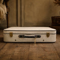 Ancienne Grande Valise Rigide en Carton Gainé Crème Fermoirs Laiton et Clés – Années 50-60