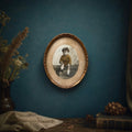 ancien-petit-cadre-photographique-ovale-bois-sculpte-photo-colorisee-bambin-debut-xxe