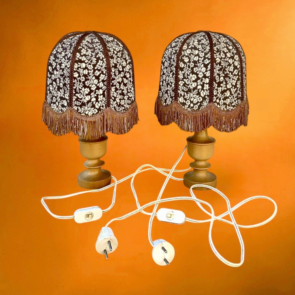 Paire lampes vintage bois abat-jour franges