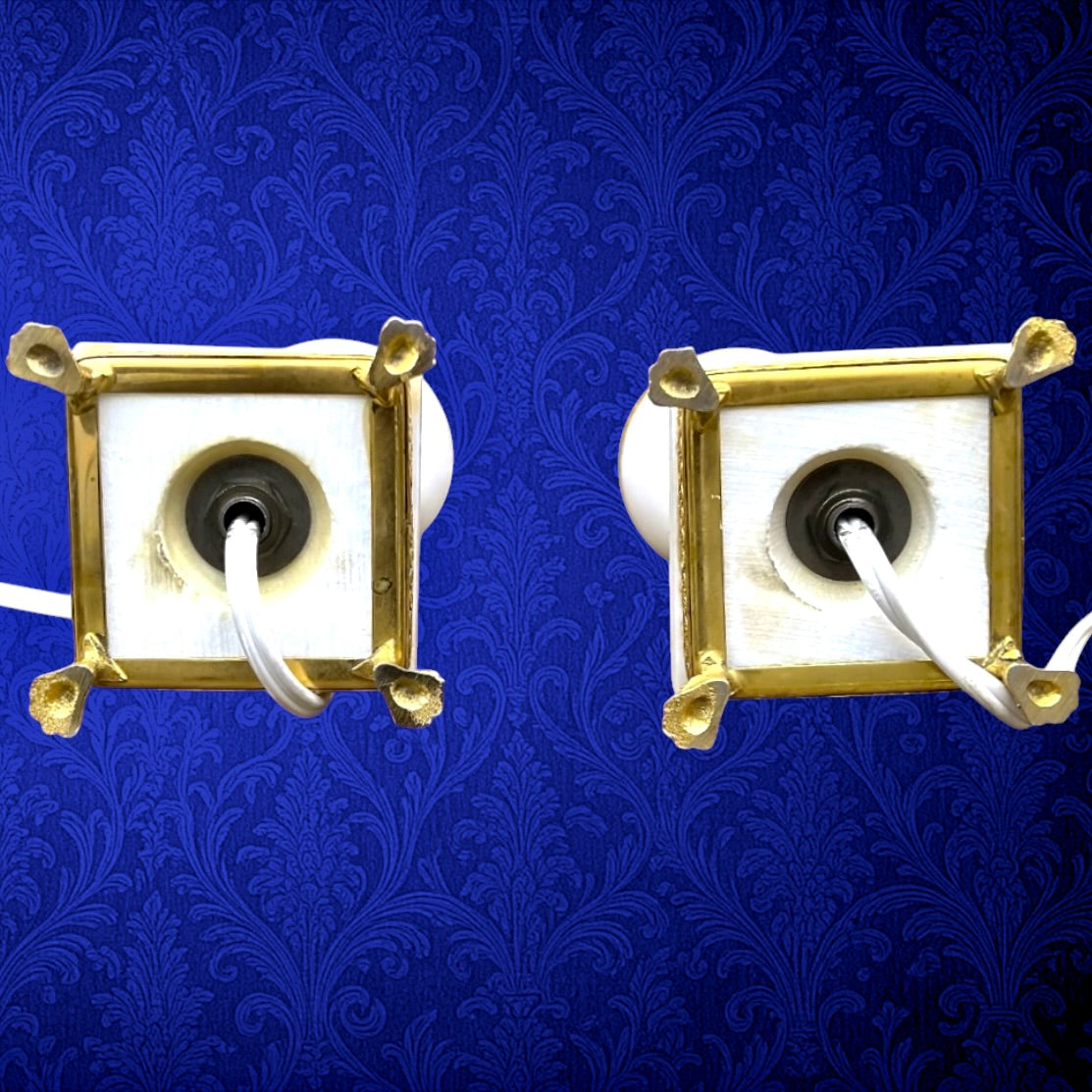 Paire d'anciens pieds de lampe albâtre et laiton doré – base lampe classique