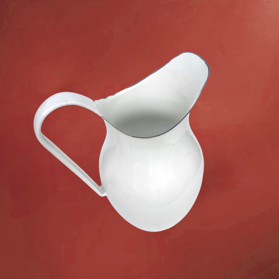 Pichet à Eau en Tôle Émaillée Blanche Inscription Water – Années 60