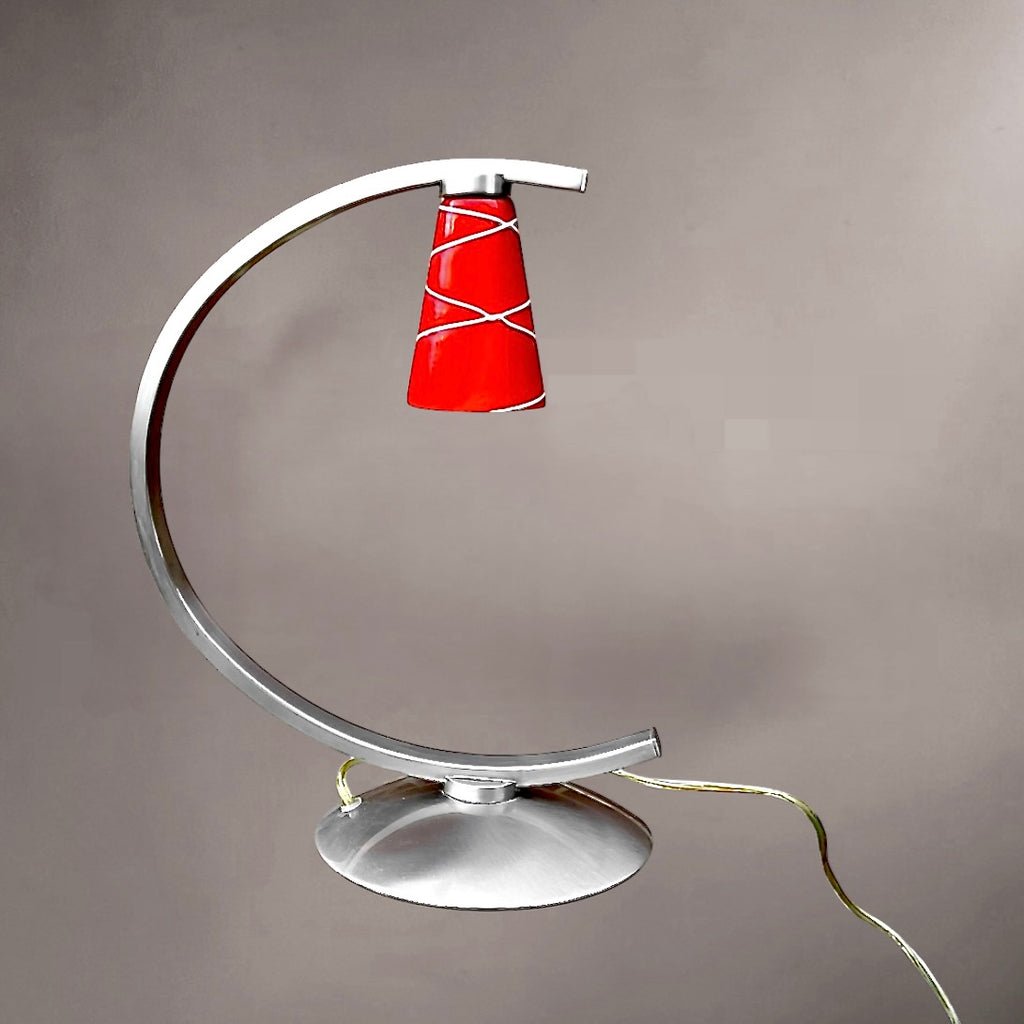 Lampe design vintage aluminium courbe abat-jour rouge Massive