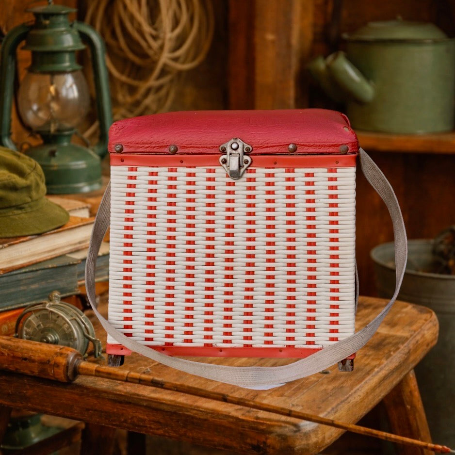 créel vintage scoubidou rouge blanc siège pêcheur années 60