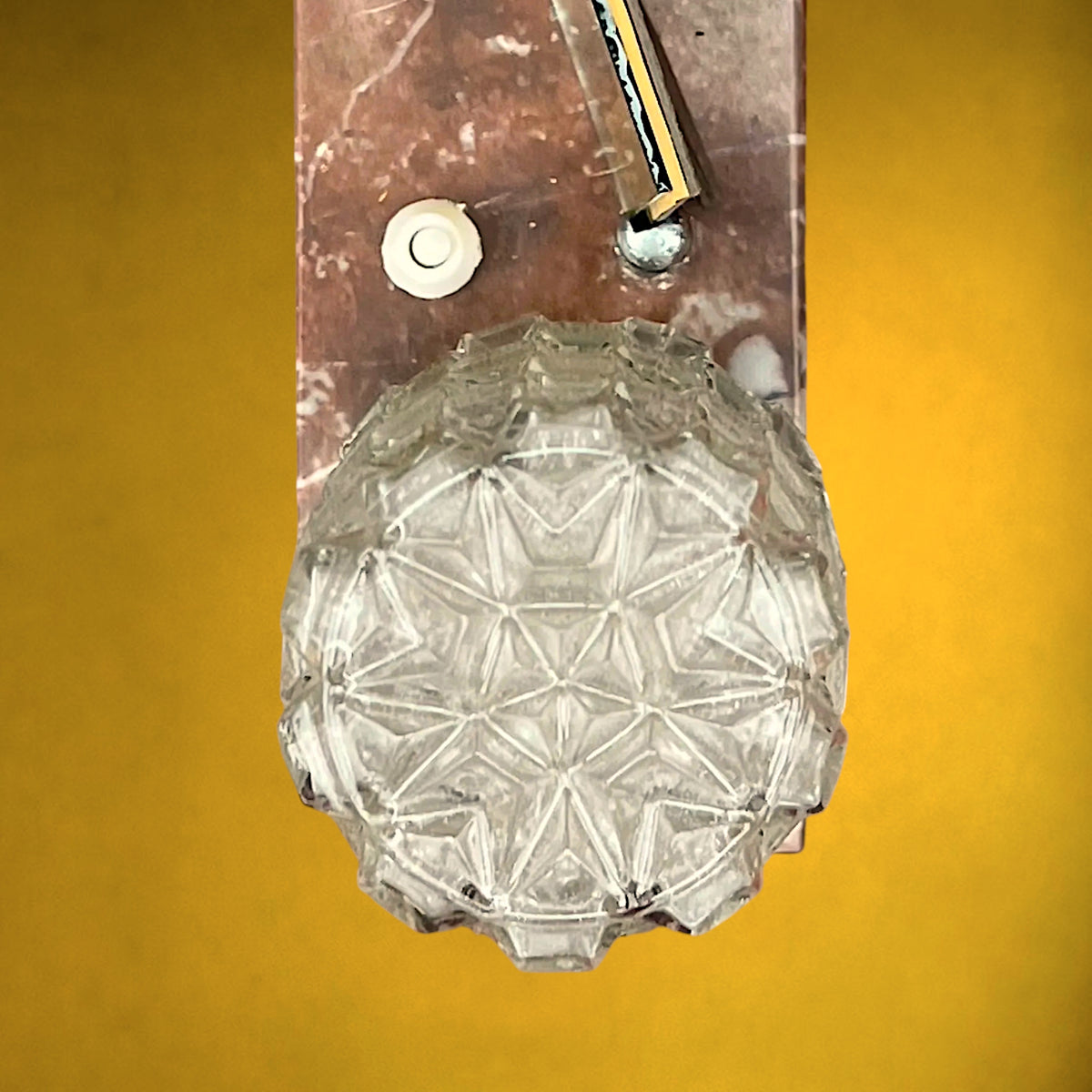 Lampe Porte-Photo en Marbre Rouge, Verre Moulé et Métal Chromé – Années 50-60