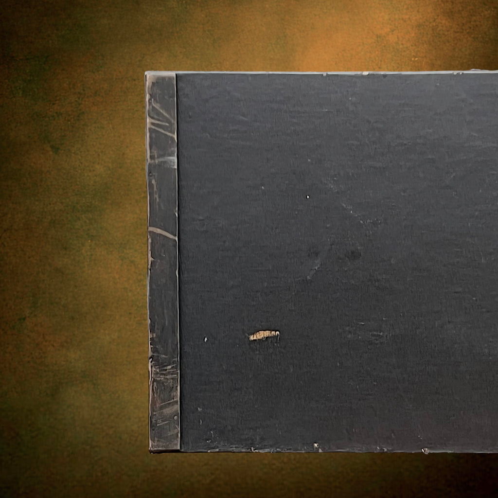 Ancienne Malle de Voyage en Bois et Toile Noire avec Poignée en Cuir – Années 40-50