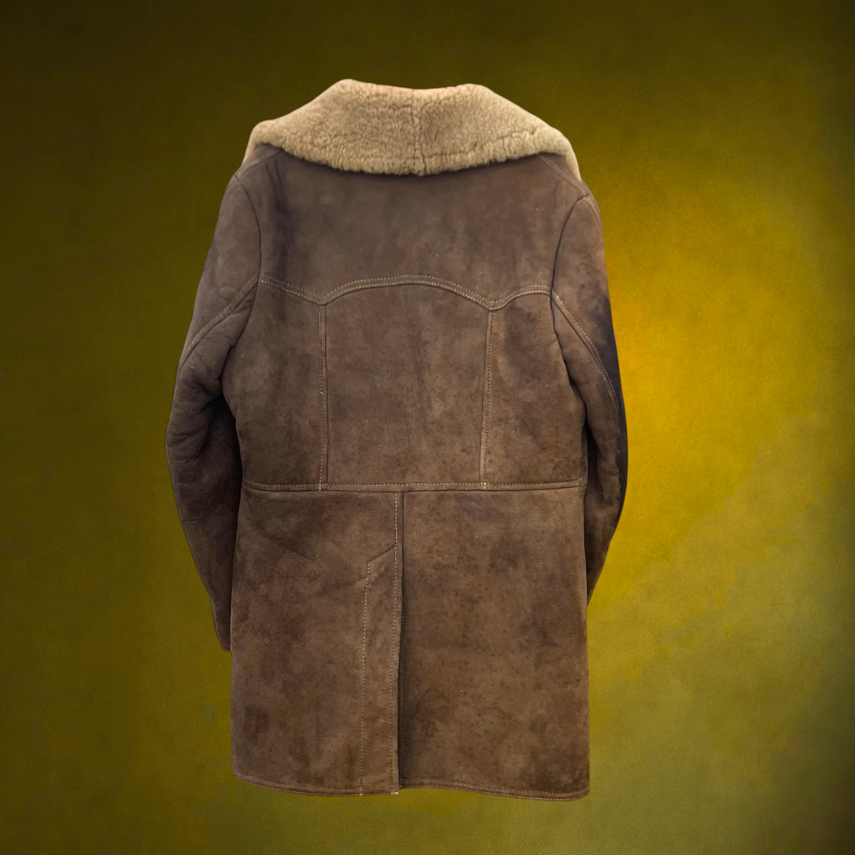 Veste Trois-Quarts Homme en Peau de Mouton Retournée Marron – Années 70