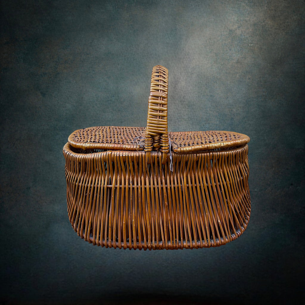Panier en Osier Tressé à Double Rabat – Années 50-60