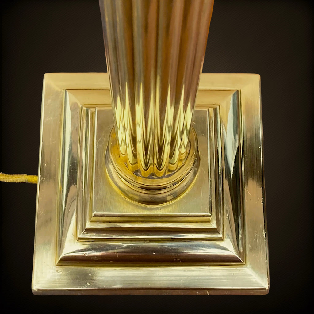 Pied de Lampe Néoclassique à Colonne Cannelée en Laiton Massif Poli – Années 60-70
