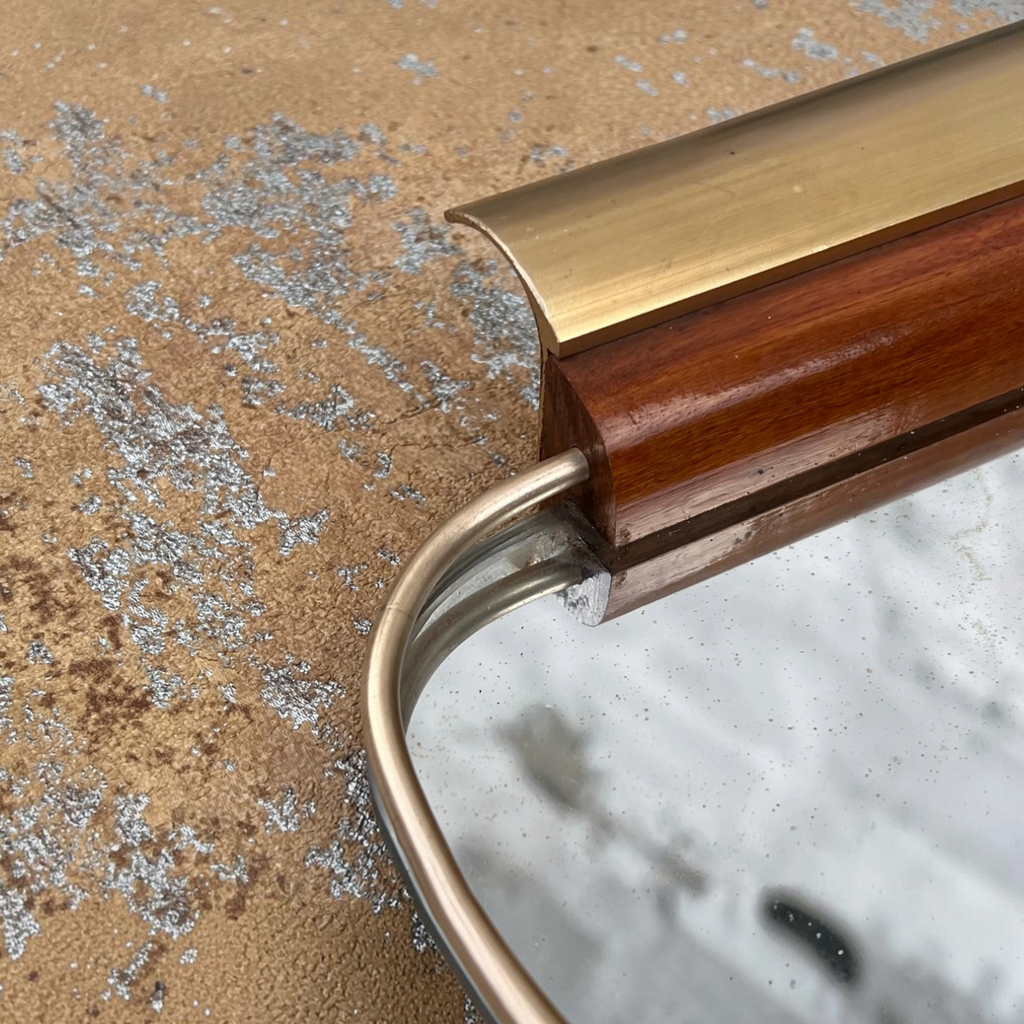 Ancien Plateau Miroir Rectangulaire à Poignées en Bois Verni et Aluminium Doré – Années 50-60