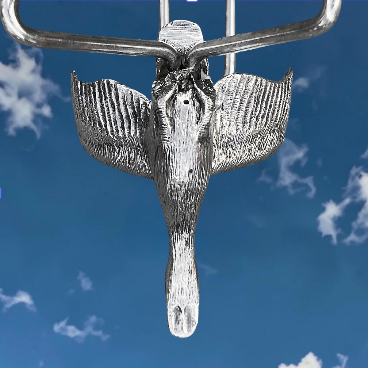 Porte-Bouteille en Métal Argenté à Décor d’Oie en Vol – Années 70
