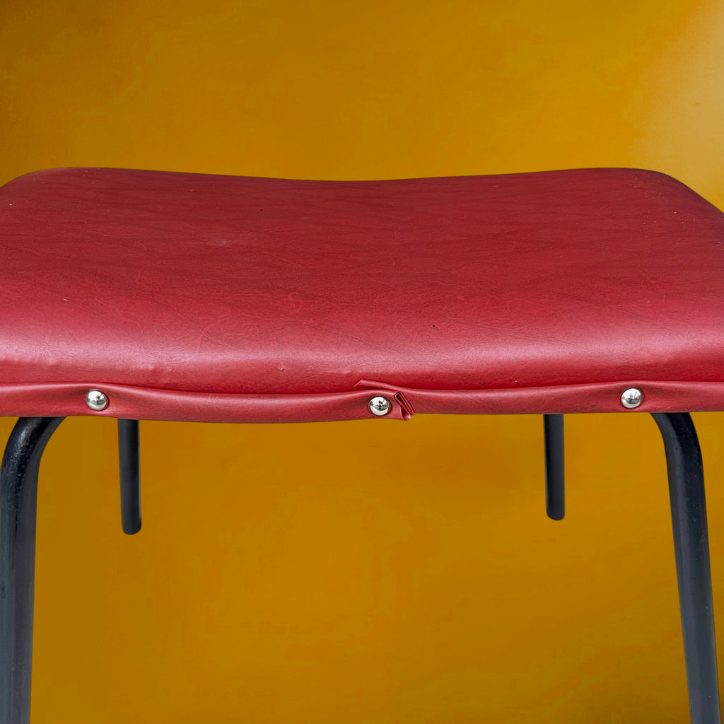 Repose-pieds ou Tabouret Bas en Skaï Rouge Brique et Métal Laqué Noir – Années 50-60