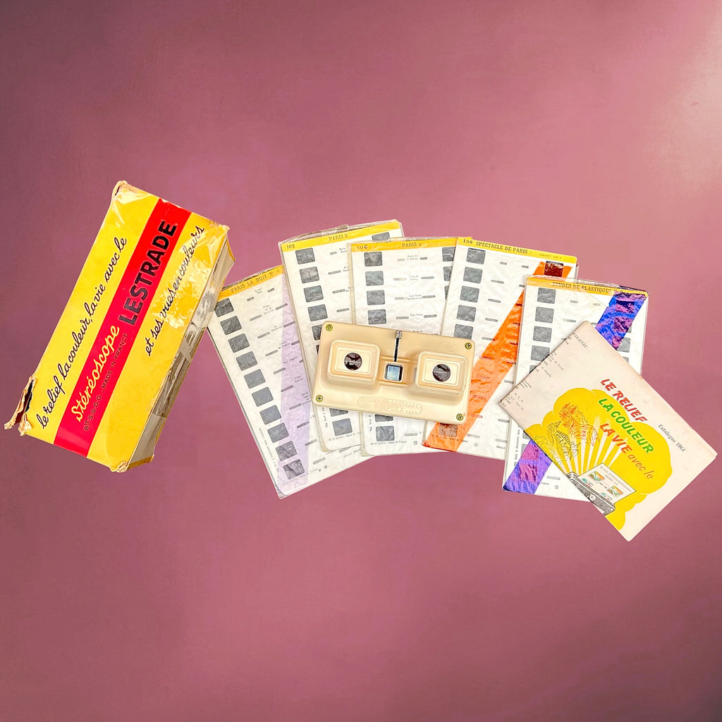 Stéréoscope Lestrade Simplex en Plastique Ivoire avec Boîte et 5 Cartes de Vues – Années 60