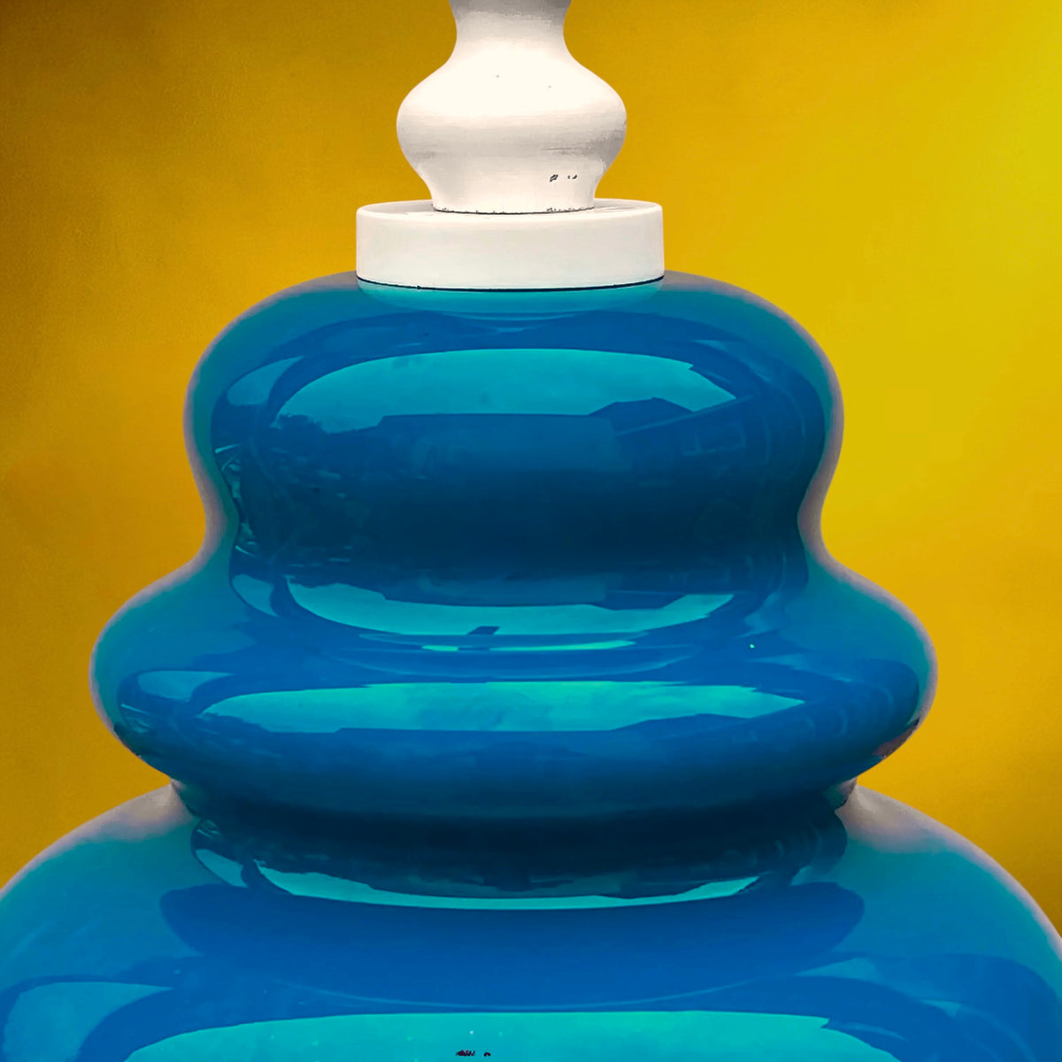 Suspension en Verre Bleu Turquoise et Bois Peint Blanc – Années 70