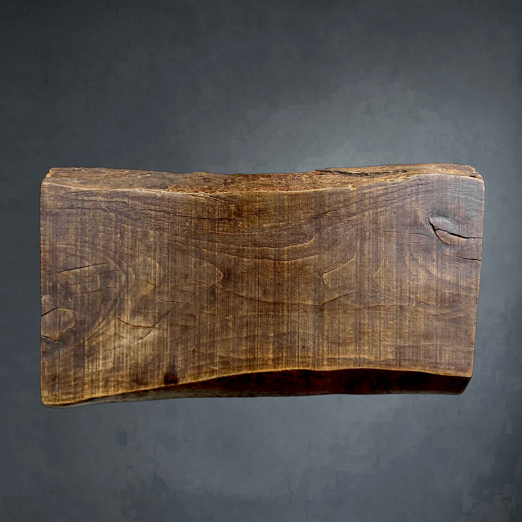 Tabouret Tripode Ancien en Bois Massif, Mobilier Rustique de Ferme – Années 30-50
