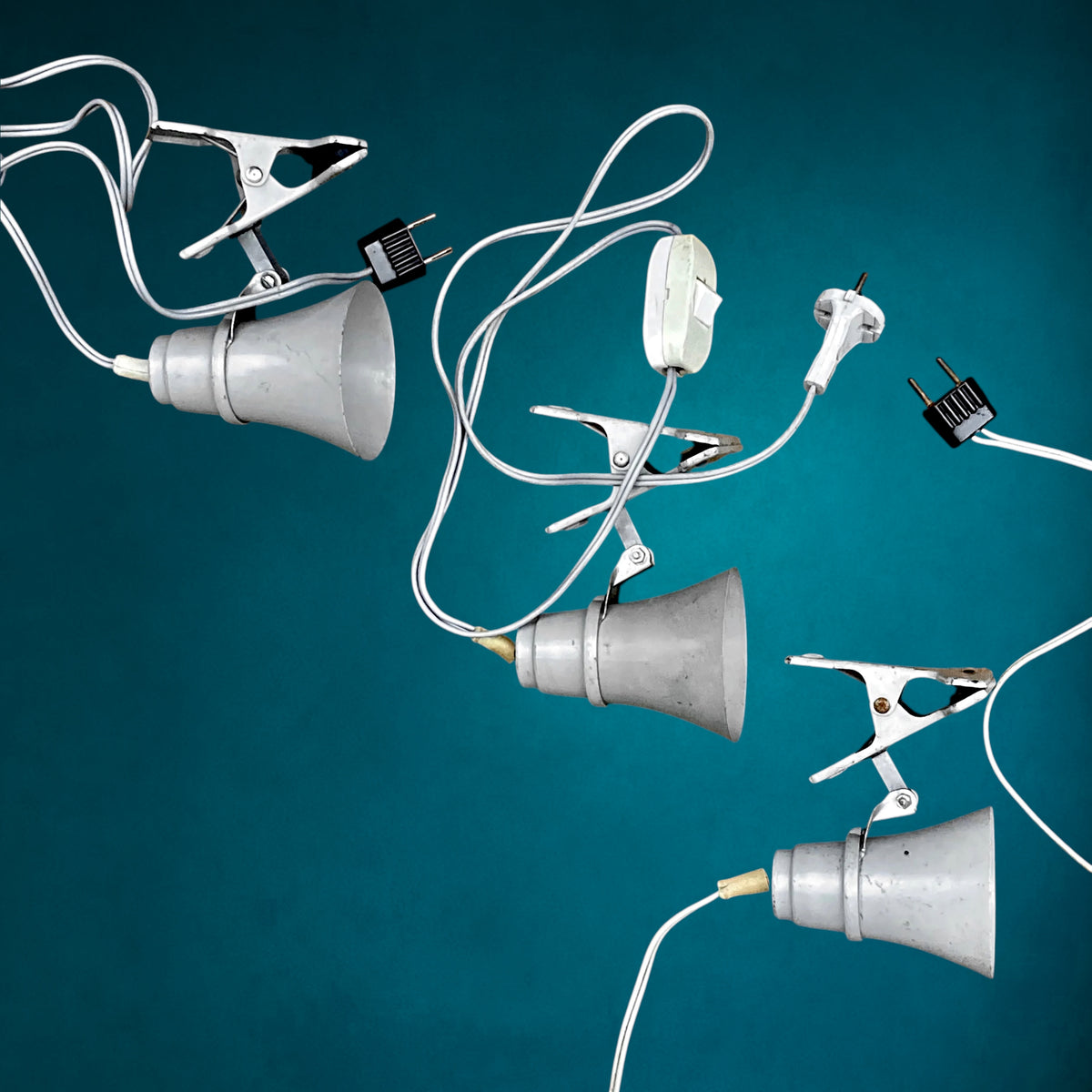 Lot de 3 Lampes à Pince Philips en Métal Peint Gris – Éclairage Industriel – Années 50-60