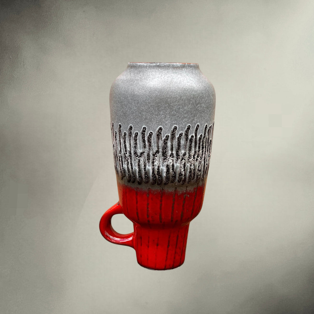 Vase Carstens Tönnieshof 1532-34 en Céramique Fat Lava Rouge et Gris – Années 60