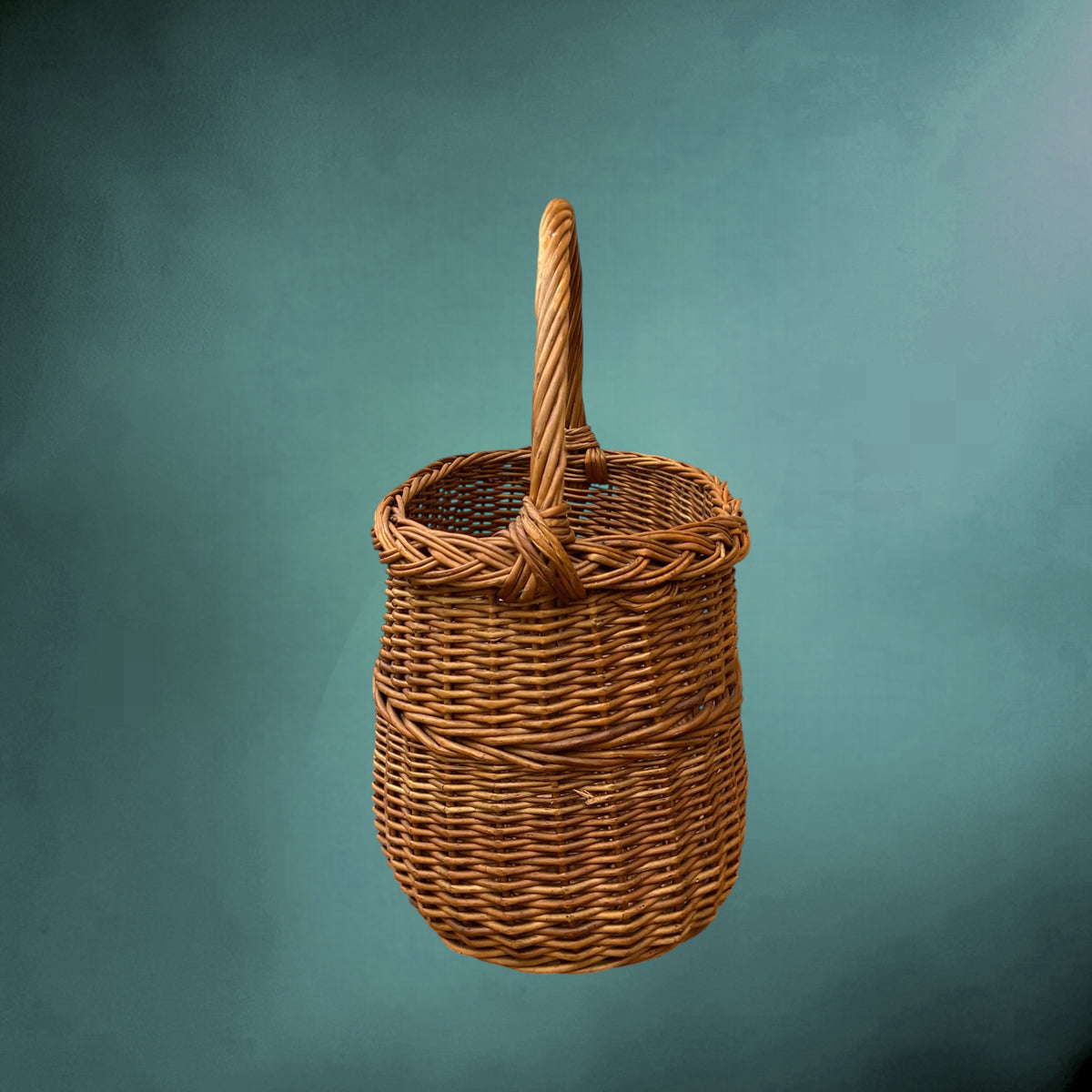 Grand Panier en Osier Tressé à Anse – Vannerie Ancienne Années 60-70