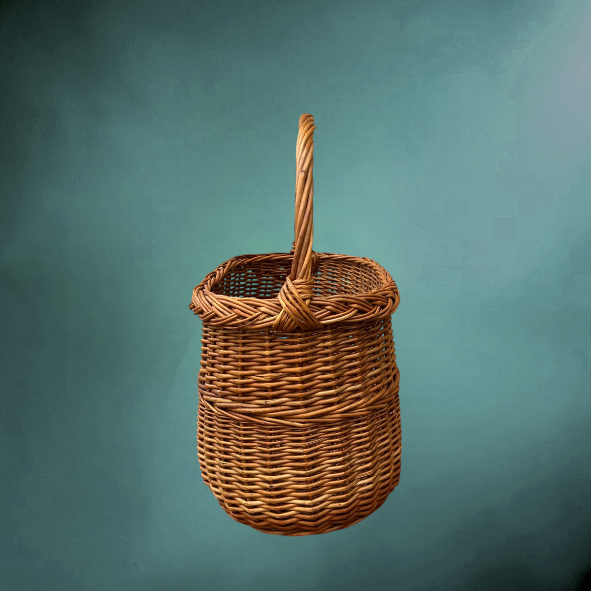 Grand Panier en Osier Tressé à Anse – Vannerie Ancienne Années 60-70