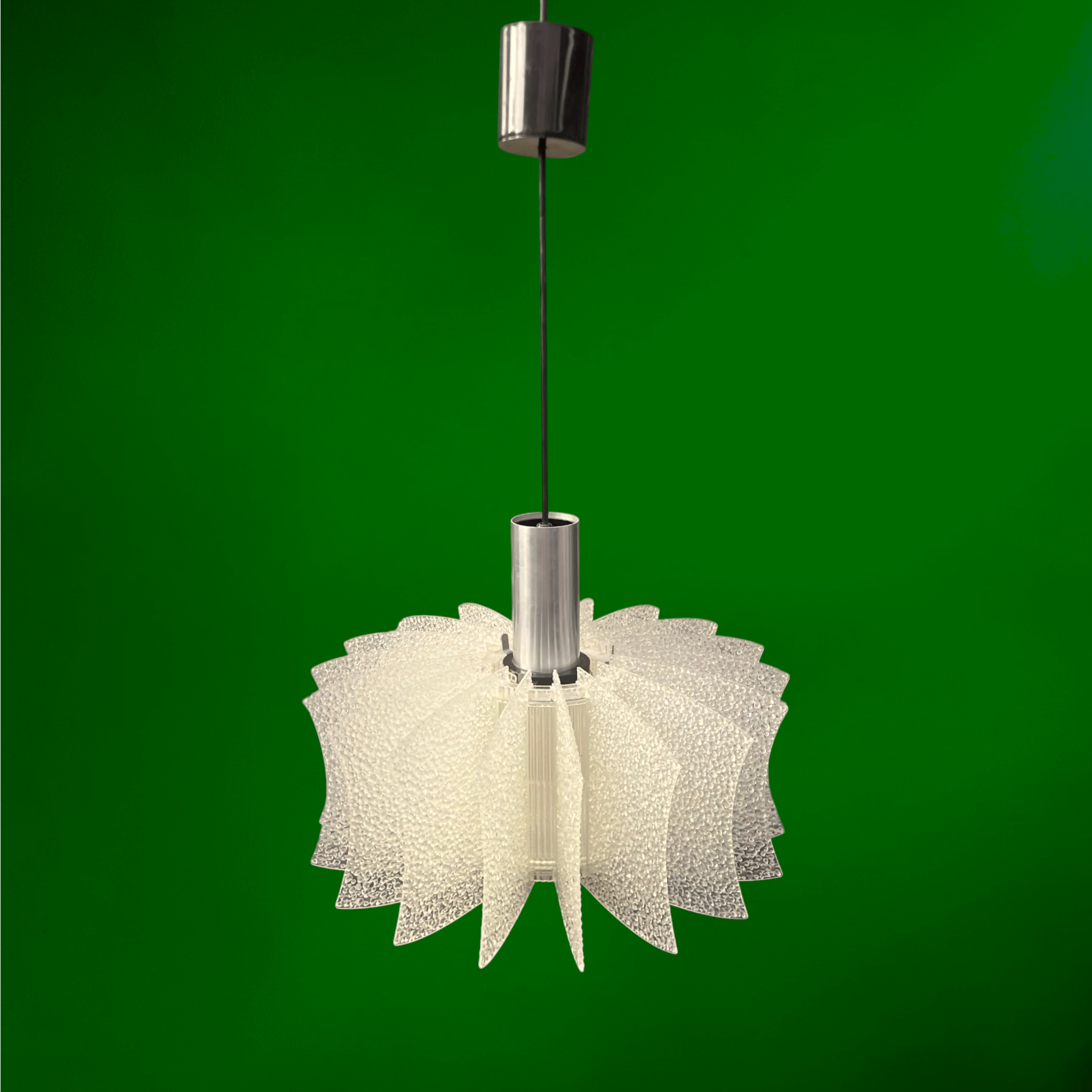 Suspension Allemande Space Age en Aluminium et Plastique Texturé – Années 1970