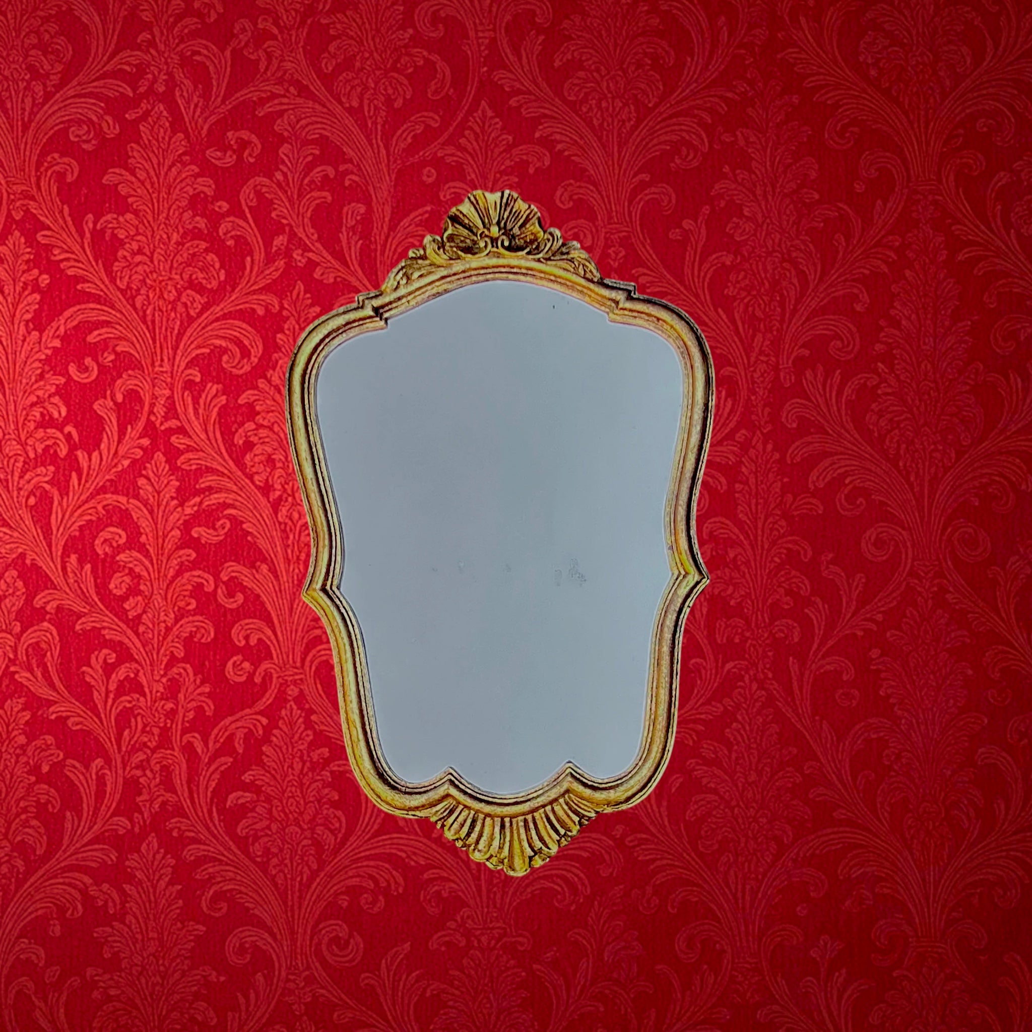 Miroir Mural Doré de Style Rocaille en Résine – Années 50