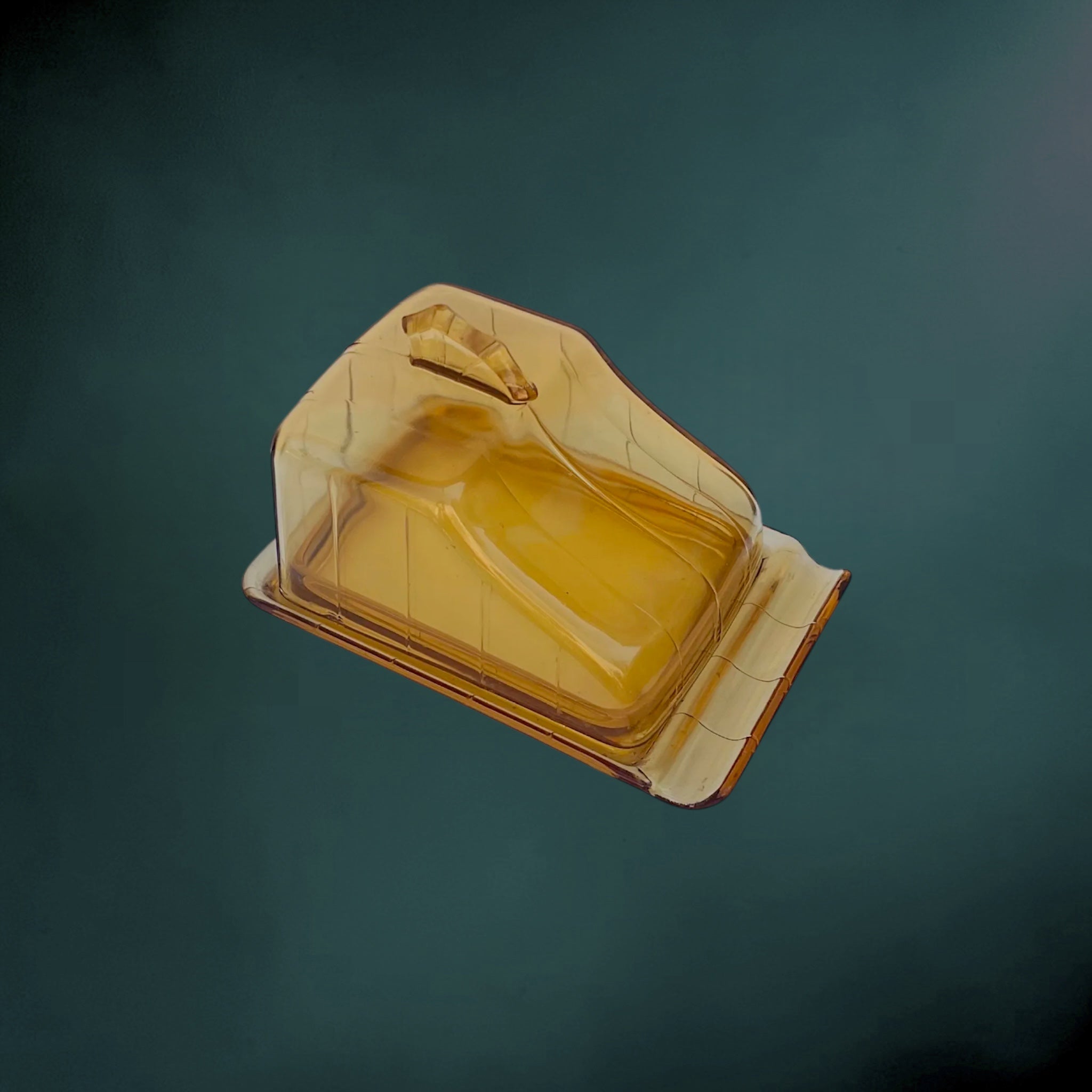 Beurrier Couvert en Verre Ambré Moulé – Style Art Déco - Années 60 70