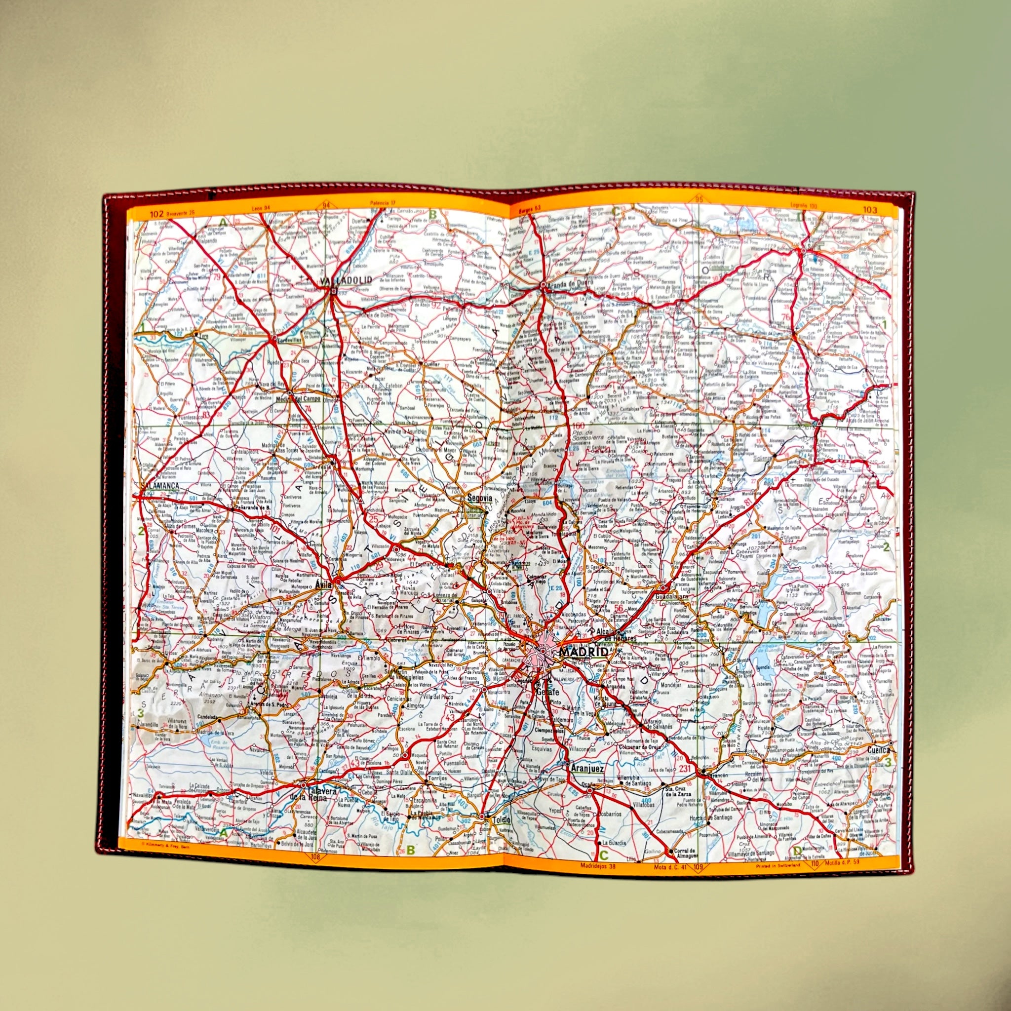 Atlas Routier d’Europe Kümmerly & Frey avec Couverture en Cuir Delvaux – 1966