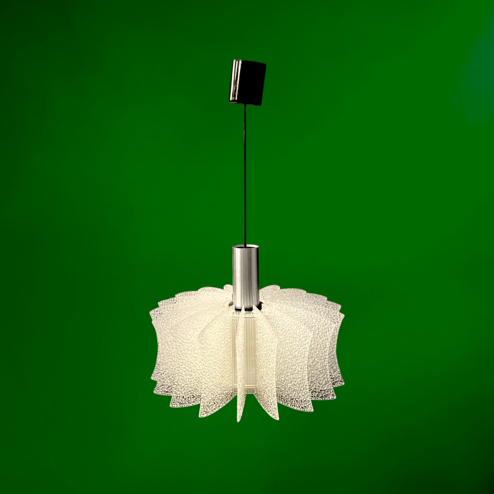 Suspension Allemande Space Age en Aluminium et Plastique Texturé – Années 1970