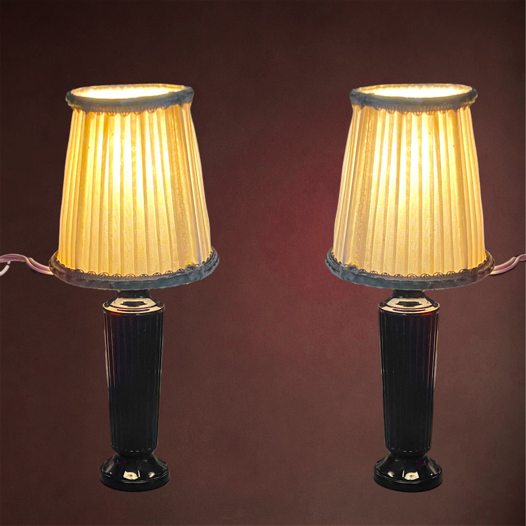 Paire de Lampes de Chevet en Flacons de Parfum en Verre Noir Cannelé – Années 40-50